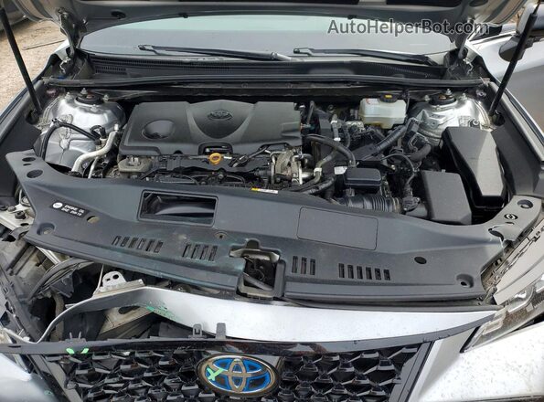 4T1E21FB5LU015228 2020 TOYOTA AVALON Silver Rear interior view