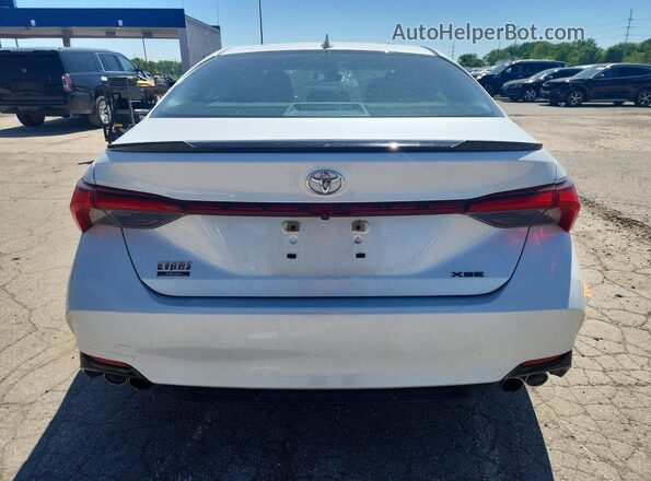 4T1EZ1FB0LU048777 2020 TOYOTA AVALON White Rear view