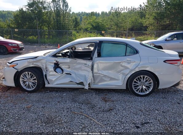4T1F11AK0LU999760 2020 TOYOTA CAMRY White 360 interior view
