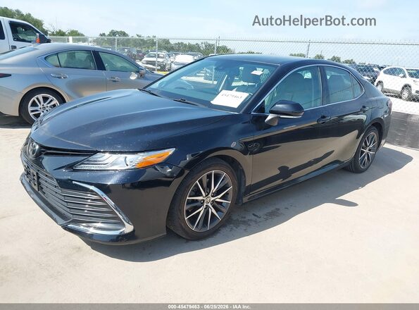 4T1F11AK1MU422317 2021 TOYOTA CAMRY Black Առջևի ձախ երեք քառորդ տեսարան