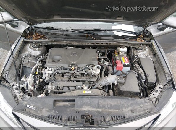 4T1F11AK1NU076447 2022 TOYOTA CAMRY Gray Vista trasera