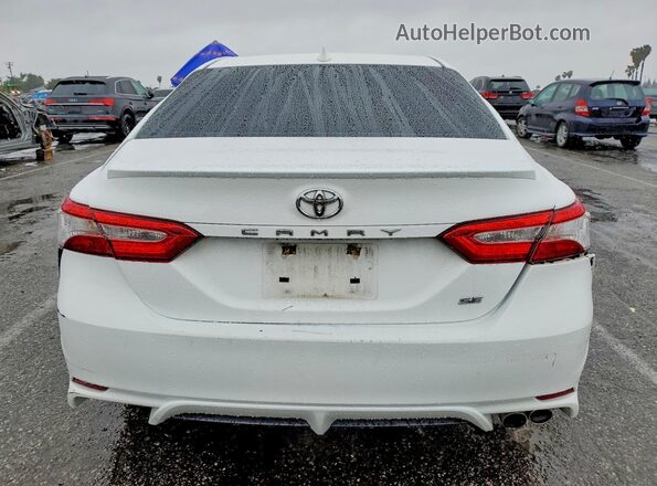 4T1G11AK1LU355012 2020 TOYOTA CAMRY White Widok z tyłu