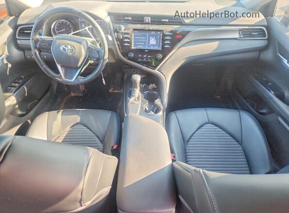 4T1G11AK2LU333536 2020 TOYOTA CAMRY Silver Вид панелі приладів