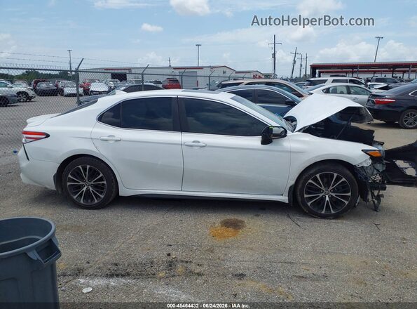 4T1G11AK7LU980482 2020 TOYOTA CAMRY White უკანა სალონის ხედი