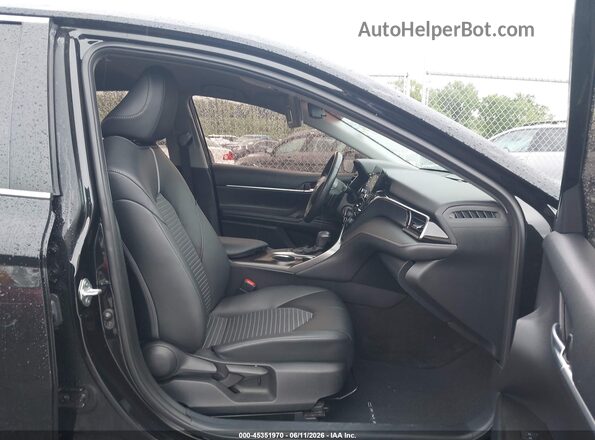 4T1G11AK7PU100581 2023 TOYOTA CAMRY Черный Вид салона спереди