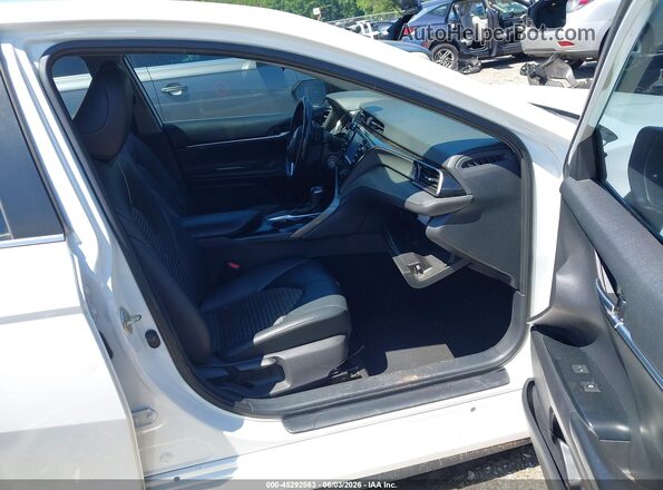 4T1G11AK8LU898289 2020 TOYOTA CAMRY White Vista interior delantera