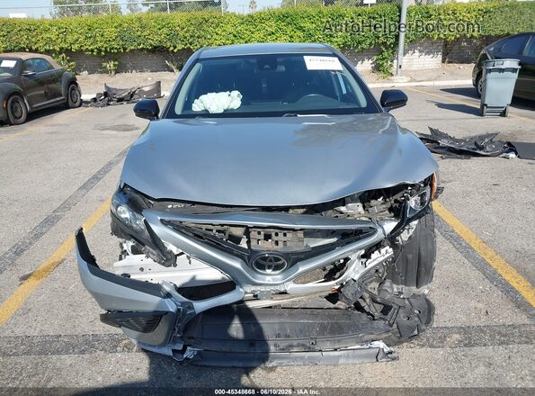 4T1G11AK8MU489159 2021 TOYOTA CAMRY Silver Սալոնի 360 աստիճան տեսք