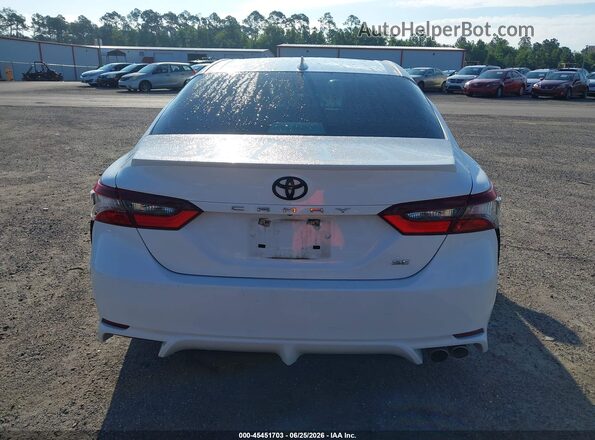 4T1G11AK9MU596236 2021 TOYOTA CAMRY White 