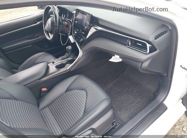 4T1G11BK0MU026415 2021 TOYOTA CAMRY White Front interior view