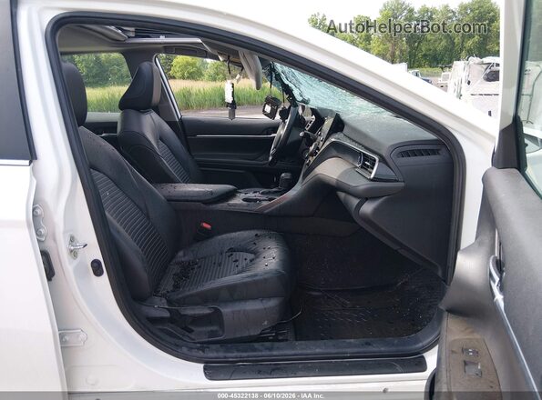 4T1G11BK1MU030070 2021 TOYOTA CAMRY White Vista interior delantera