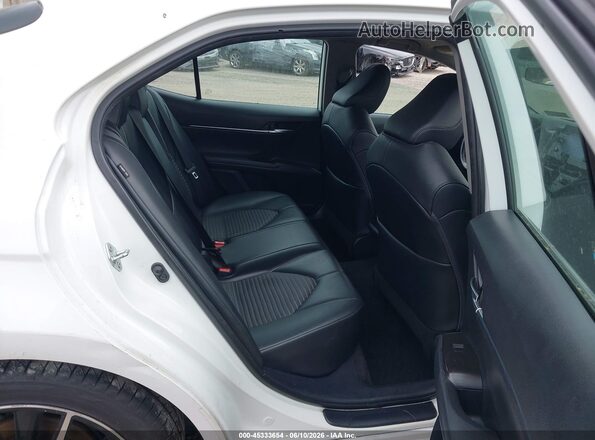 4T1G11BK6NU048565 2022 TOYOTA CAMRY Белый Вид наклейки с VIN-кодом