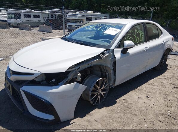4T1G11BK7NU053208 2022 TOYOTA CAMRY White Front left