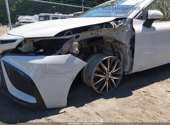 4T1G11BK7NU053208 2022 TOYOTA CAMRY White Front view