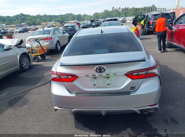 4T1G11BK7NU068890 2022 TOYOTA CAMRY Silver 