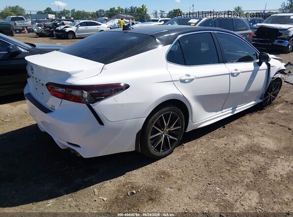 4T1G11BK8RU113633 2024 TOYOTA CAMRY Белый Задняя правая четверть