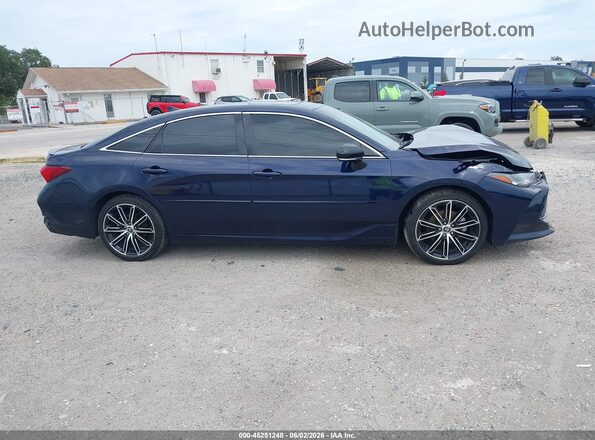 4T1HZ1FB3NU072880 2022 TOYOTA AVALON Navy Rear interior view