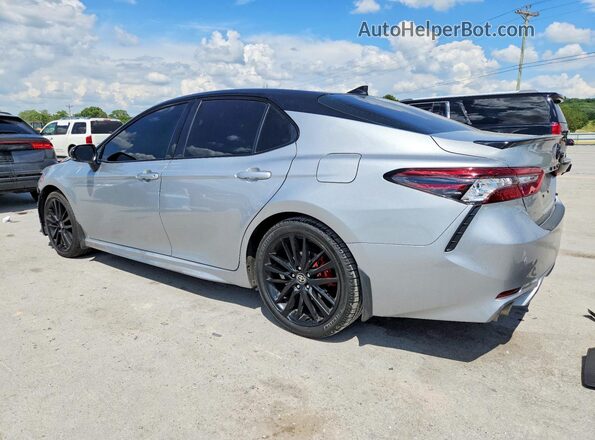 4T1K31AK2RU073457 2024 TOYOTA CAMRY Silver Trasero izquierdo