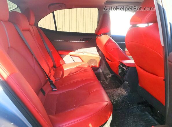 4T1K31AK7RU078671 2024 TOYOTA CAMRY Silver Rear seats view