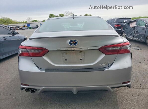 4T1K31AK8RU071292 2024 TOYOTA CAMRY Silver Widok z tyłu
