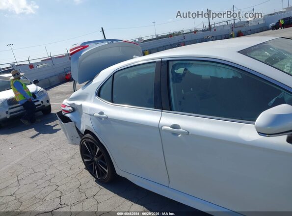 4T1K61AK1LU511044 2020 TOYOTA CAMRY White Widok zestawu wskaźników