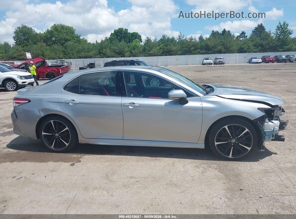4T1K61BK3LU011711 2020 TOYOTA CAMRY Silver უკანა სალონის ხედი