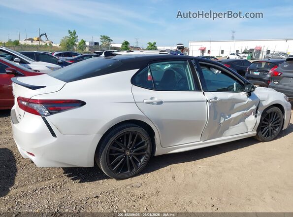 4T1K61BKXNU069477 2022 TOYOTA CAMRY White Սալոնի հետևի տեսք