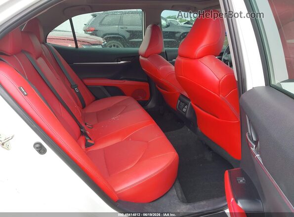4T1KZ1AK3LU041283 2020 TOYOTA CAMRY Белый Вид наклейки с VIN-кодом