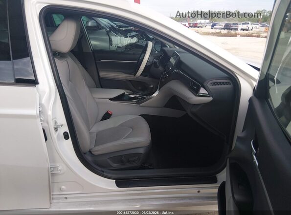 4T1KZ1AK6MU051663 2021 TOYOTA CAMRY White Вид салону спереду