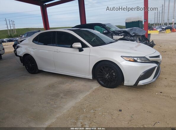 4T1KZ1AK6MU051663 2021 TOYOTA CAMRY White Вид задньої частини салону
