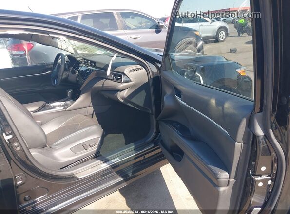 4T1KZ1AK7LU037785 2020 TOYOTA CAMRY Black Front interior view