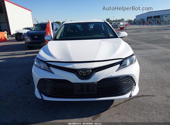 4T1L11AK3LU399446 2020 TOYOTA CAMRY White ხელსაწყოთა პანელის ხედი