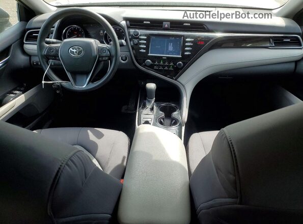 4T1L11BK1LU018370 2020 TOYOTA CAMRY Серебряный 