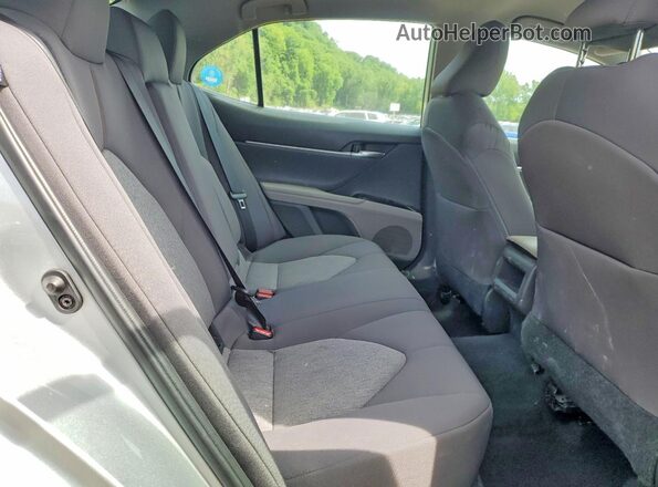 4T1L11BK1LU018370 2020 TOYOTA CAMRY Серебряный 