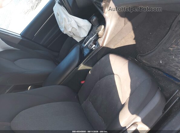 4T1L11BK3LU016135 2020 TOYOTA CAMRY Белый Вид салона спереди