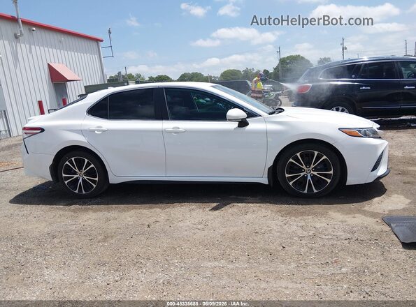 4T1M11AK7LU999326 2020 TOYOTA CAMRY White Вид задньої частини салону
