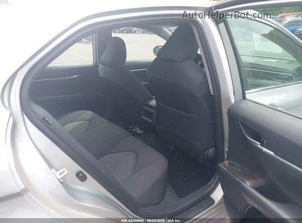 4T1R11BK9PU094662 2023 TOYOTA CAMRY Silver Widok naklejki z numerem VIN