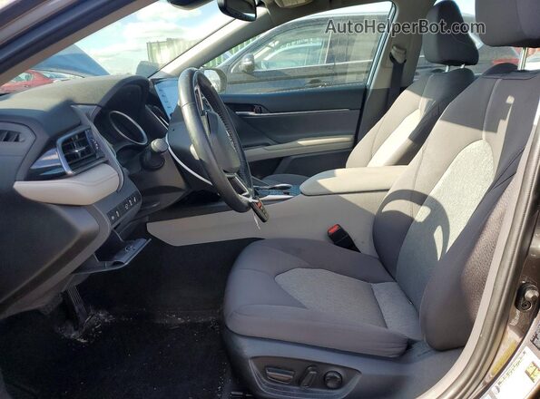 4T1R11BKXNU050277 2022 TOYOTA CAMRY Gray Սալոնի դիմացի տեսք