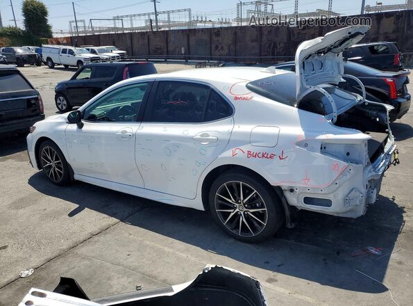 4T1S31AK2RU077489 2024 TOYOTA CAMRY White 