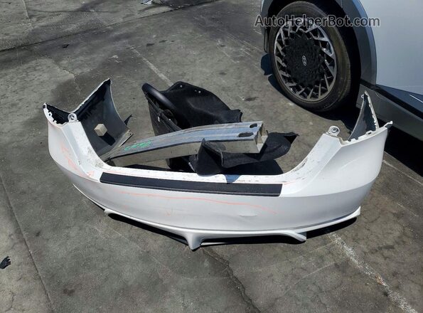 4T1S31AK2RU077489 2024 TOYOTA CAMRY White 