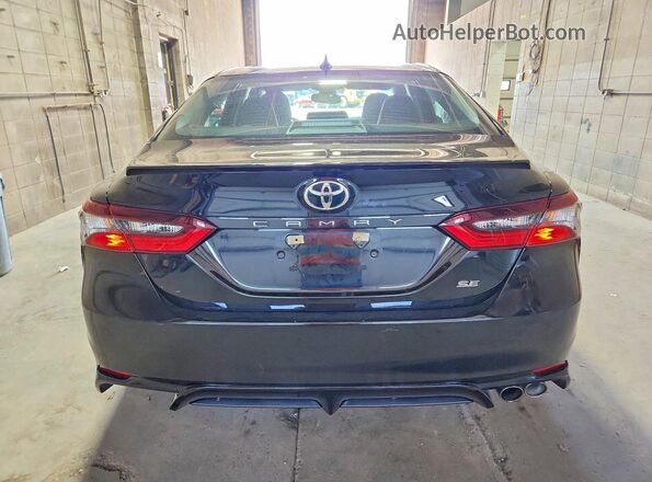 4T1T11AK1NU638740 2022 TOYOTA CAMRY Black 