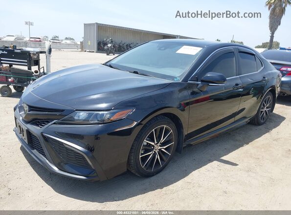 4T1T11AK4NU624699 2022 TOYOTA CAMRY Black Vista tres cuartos delantera izquierda