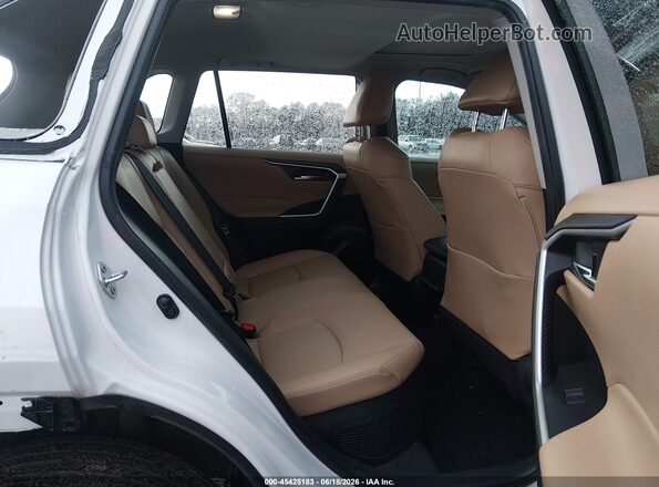 4T3B6RFV6RU152002 2024 TOYOTA RAV4 HYBRID White Vista de la etiqueta del VIN