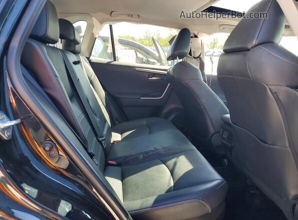 4T3D6RFV5NU084178 2022 TOYOTA RAV4 Black Rear interior view