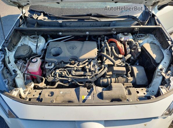 4T3E6RFV0MU008869 2021 TOYOTA RAV4 White ძრავის განყოფილების ხედი