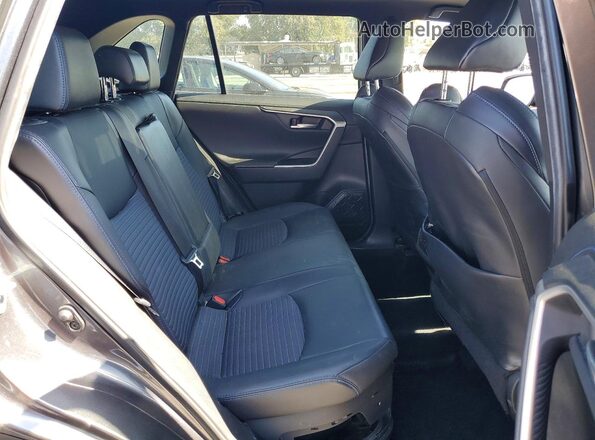 4T3E6RFV1MU040794 2021 TOYOTA RAV4 Gray Rear interior view