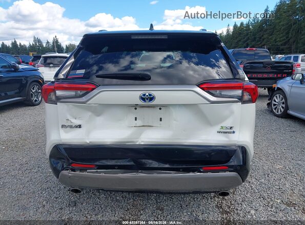 4T3E6RFV2NU066211 2022 TOYOTA RAV4 HYBRID White 