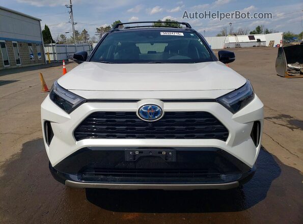 4T3E6RFV2RU152401 2024 TOYOTA RAV4 Белый 