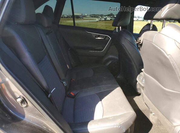 4T3E6RFV3SU197076 2025 TOYOTA RAV4 Gray Вид задньої частини салону