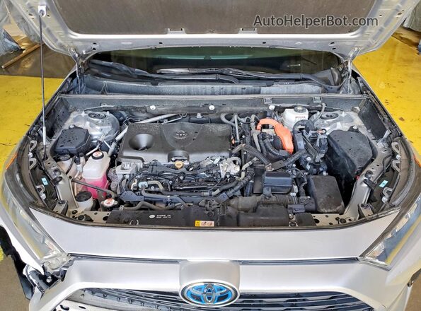4T3MWRFV2NU065555 2022 TOYOTA RAV4 Silver Widok komory silnika