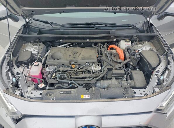 4T3RWRFV0RU121827 2024 TOYOTA RAV4 Silver Widok komory silnika
